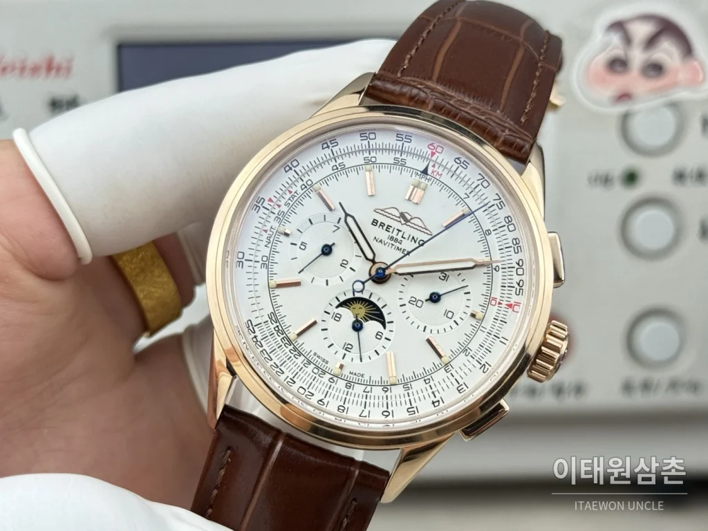 브라이틀링 내비타이머 크로노그래프 가죽스트랩 오토매틱 42mm 블랙 로즈골드 베젤
