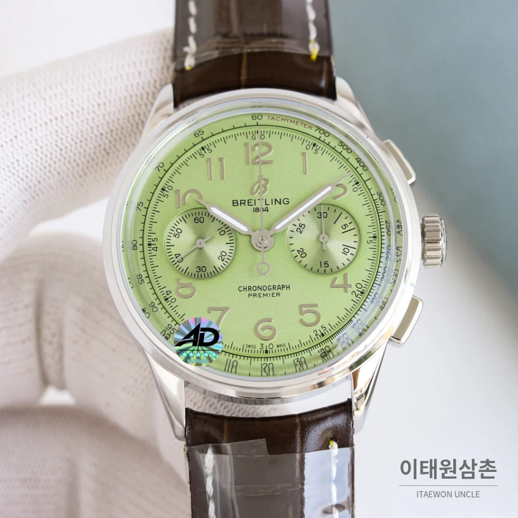 브라이틀링 프리미어 B01 크로노그래프 실버다이얼 오토매틱 42mm