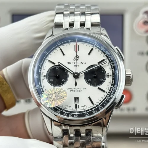 브라이틀링 프리미에 B01 스틸 듀얼카운터 크로노그래프 오토매틱 42mm 화이트 다이얼