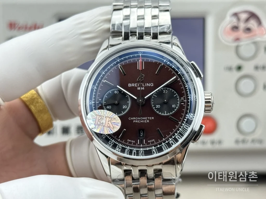 브라이틀링 프리미에 B01 스틸 듀얼카운터 크로노그래프 오토매틱 42mm 버건디 다이얼