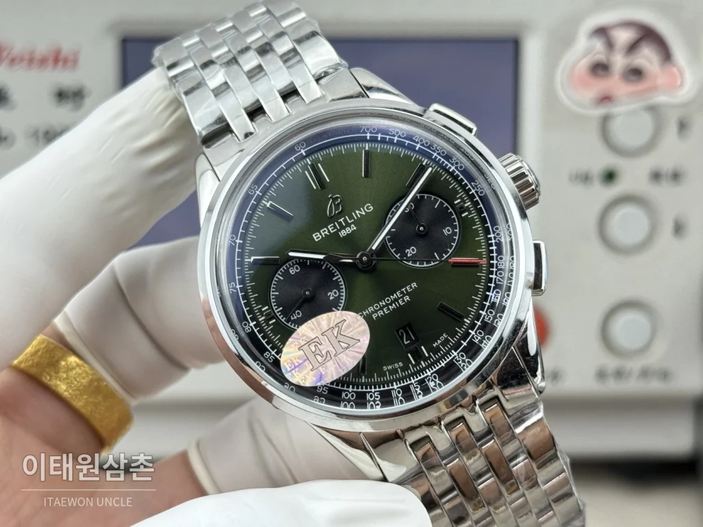 브라이틀링 프리미에 B01 스틸 듀얼카운터 크로노그래프 오토매틱 42mm 그린 다이얼