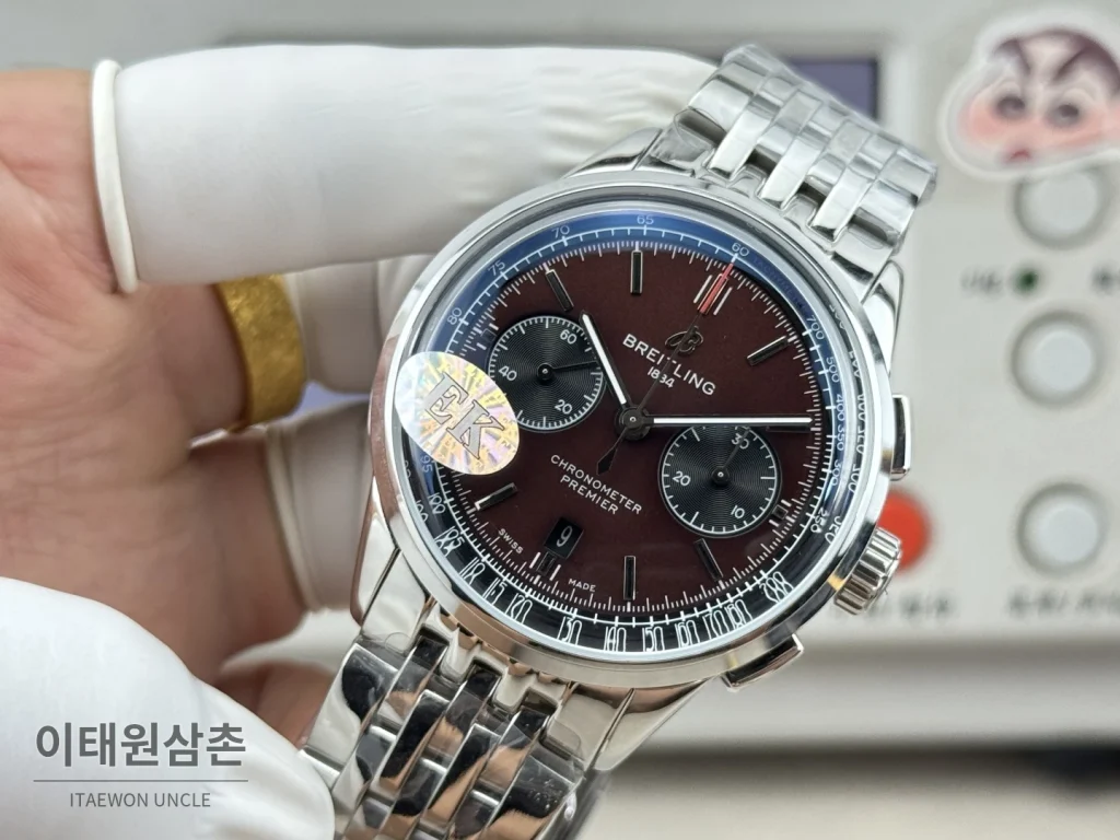 브라이틀링 프리미에 B01 스틸 듀얼카운터 크로노그래프 오토매틱 42mm 버건디 다이얼