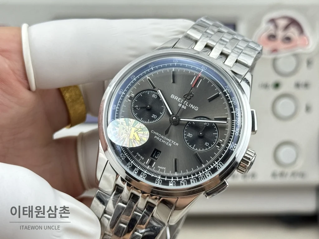 브라이틀링 프리미에 B01 스틸 듀얼카운터 크로노그래프 오토매틱 42mm 그레이 다이얼