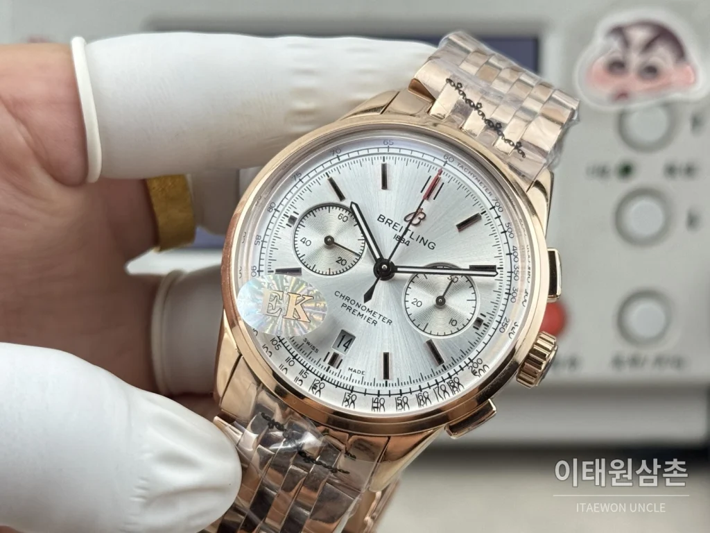 브라이틀링 프리미에 B01 스틸 듀얼카운터 크로노그래프 오토매틱 42mm 실버 다이얼