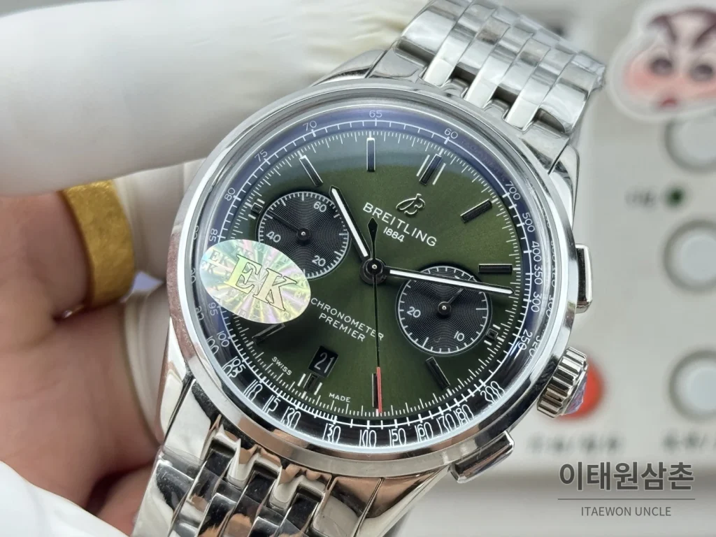 브라이틀링 프리미에 B01 스틸 듀얼카운터 크로노그래프 오토매틱 42mm 그린 다이얼