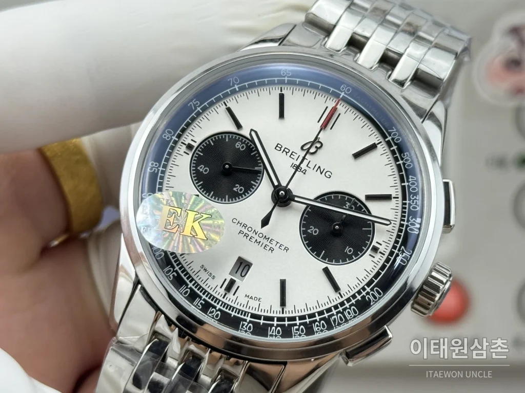 브라이틀링 프리미에 B01 스틸 듀얼카운터 크로노그래프 오토매틱 42mm 화이트 다이얼