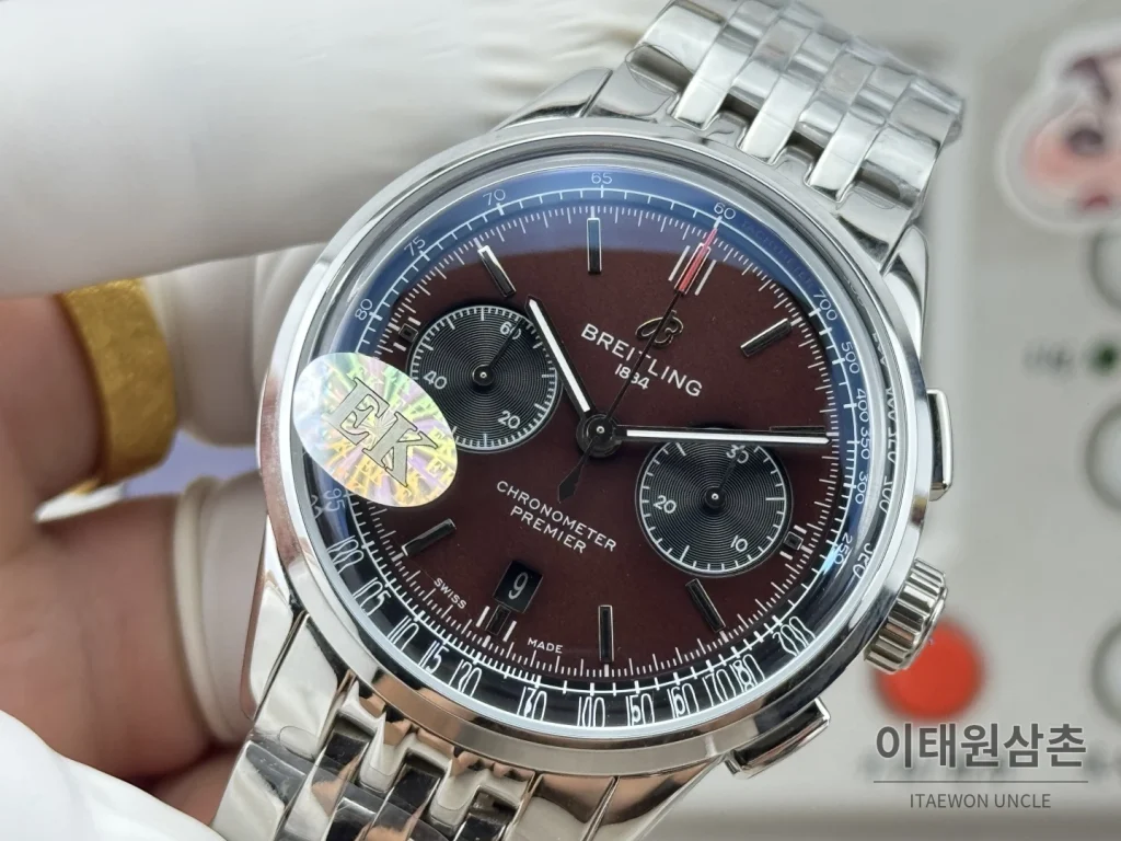 브라이틀링 프리미에 B01 스틸 듀얼카운터 크로노그래프 오토매틱 42mm 버건디 다이얼