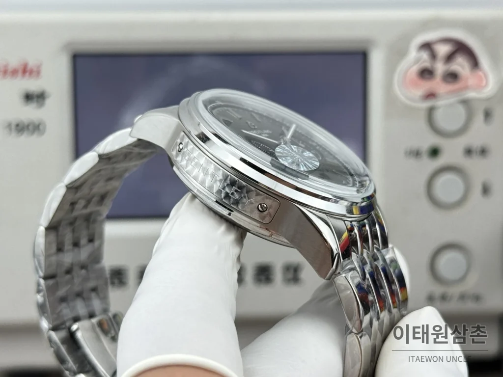 브라이틀링 프리미에 B01 스틸 듀얼카운터 크로노그래프 오토매틱 42mm 그린 다이얼