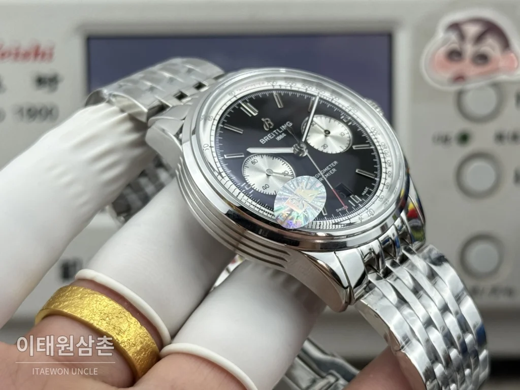 브라이틀링 프리미에 B01 스틸 듀얼카운터 크로노그래프 오토매틱 42mm 블랙 다이얼 (2)