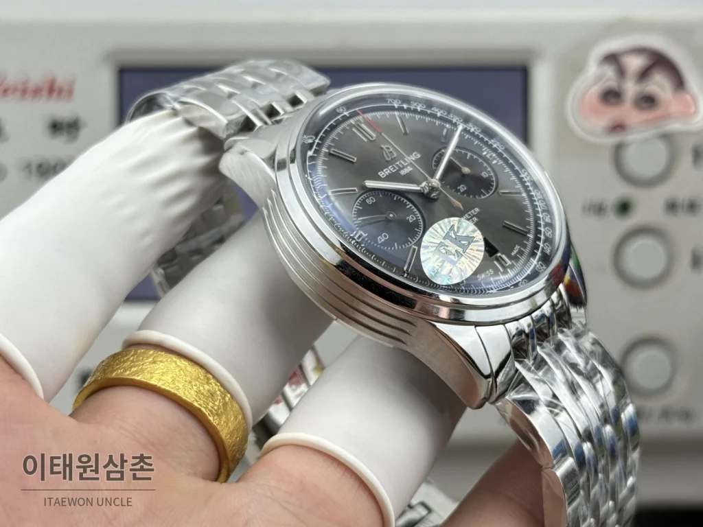 브라이틀링 프리미에 B01 스틸 듀얼카운터 크로노그래프 오토매틱 42mm 그레이 다이얼