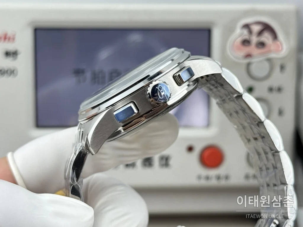 브라이틀링 프리미에 B01 스틸 듀얼카운터 크로노그래프 오토매틱 42mm 그린 다이얼