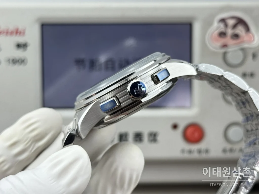 브라이틀링 프리미에 B01 스틸 듀얼카운터 크로노그래프 오토매틱 42mm 블루 다이얼