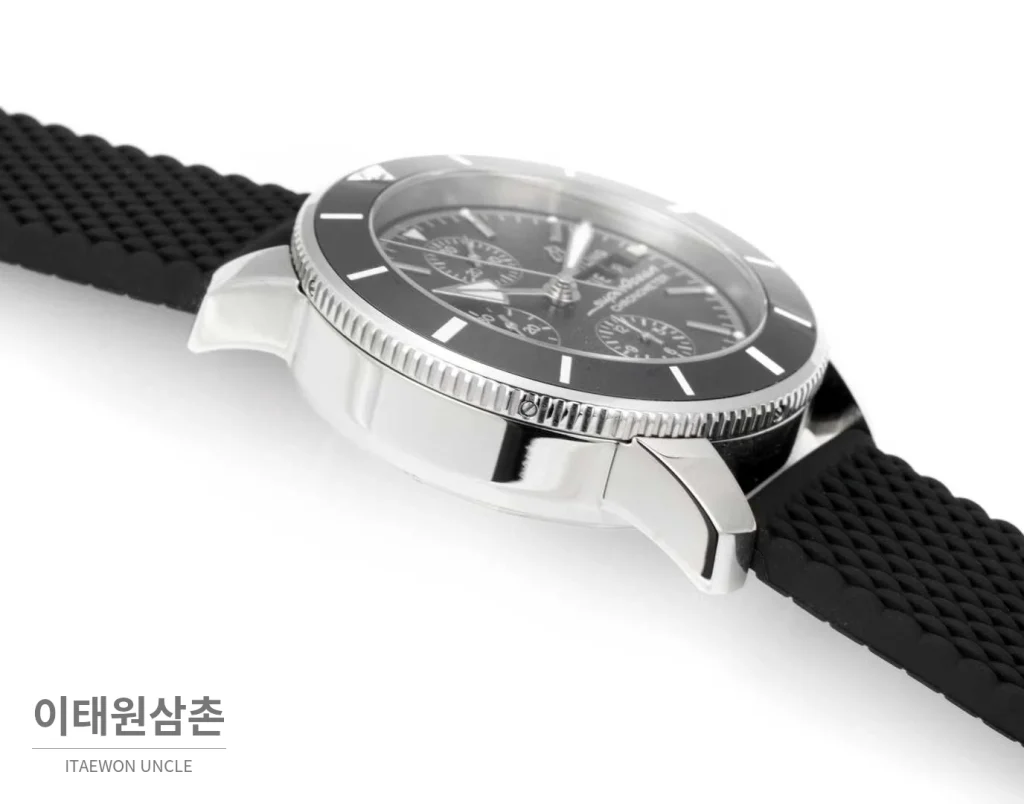 브라이틀링 슈퍼오션 유니티 크로노그래프 오토매틱