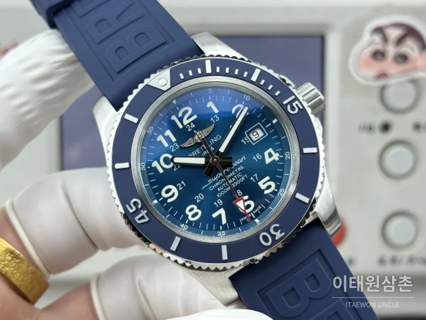 브라이틀링 슈퍼오션 316 스틸 단방향베젤 오토메틱 네이비 다이얼