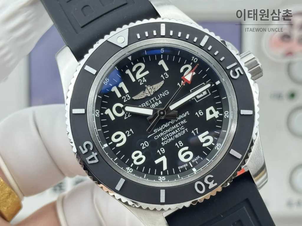브라이틀링 슈퍼오션 316 스틸 단방향베젤 오토메틱 블랙 다이얼