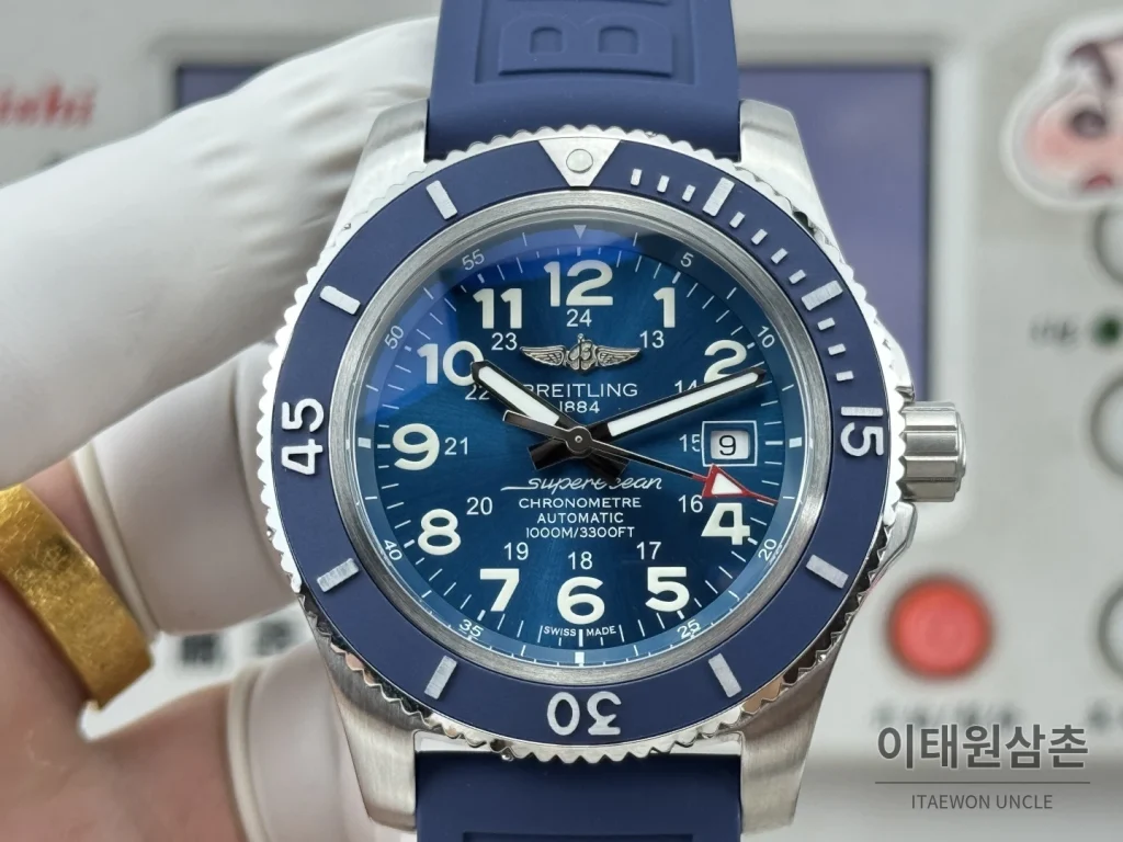 브라이틀링 슈퍼오션 316 스틸 단방향베젤 오토메틱 네이비 다이얼