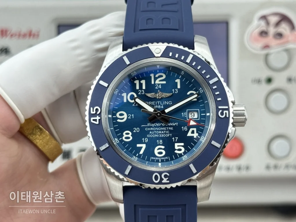 브라이틀링 슈퍼오션 316 스틸 단방향베젤 오토메틱 네이비 다이얼