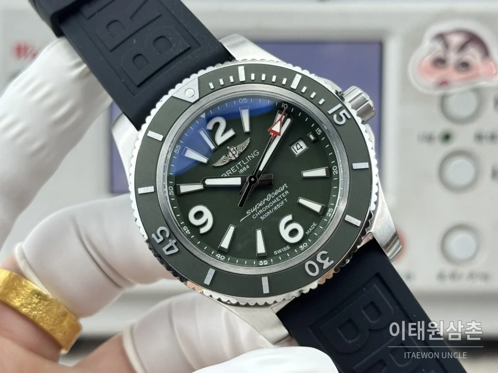 브라이틀링 슈퍼오션 316L 스틸 단방향베젤 오토메틱 그린 다이얼