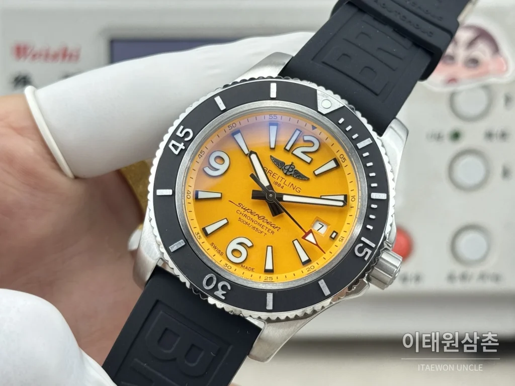 브라이틀링 슈퍼오션 316L 스틸 단방향베젤 오토메틱 오렌지 다이얼 (2)