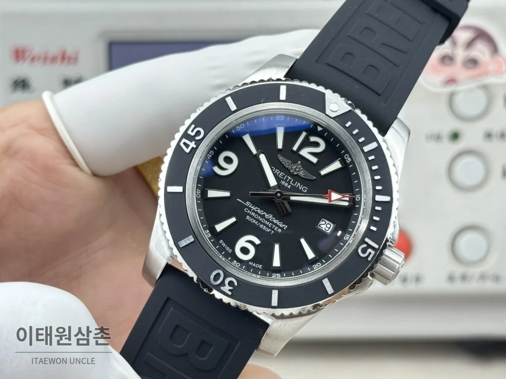 브라이틀링 슈퍼오션 316L 스틸 단방향베젤 오토메틱 블랙 다이얼