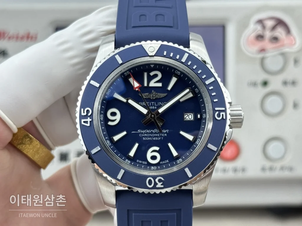 브라이틀링 슈퍼오션 316L 스틸 단방향베젤 오토메틱 네이비 다이얼