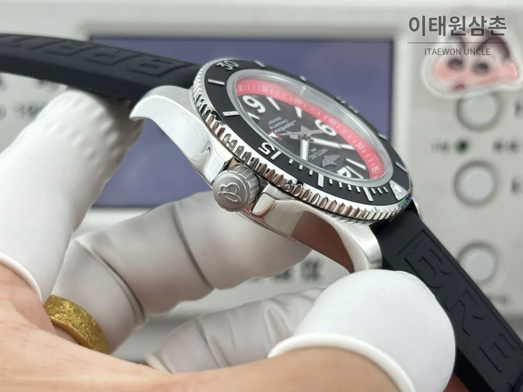 브라이틀링 슈퍼오션 316L 스틸 단방향베젤 오토메틱 블랙 다이얼 (2)