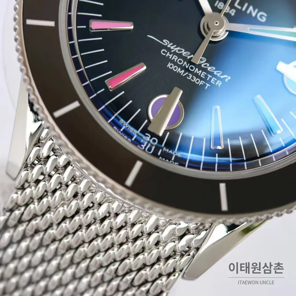 브라이틀링 슈퍼오션 헤리티지 57 빈티지 다이버 블랙다이얼 오토매틱 42mm 스틸 브레이슬릿 블랙 베젤 (2)