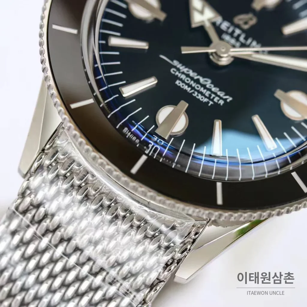 브라이틀링 슈퍼오션 헤리티지 57 빈티지 다이버 블랙다이얼 오토매틱 42mm 스틸 브레이슬릿 블랙 베젤