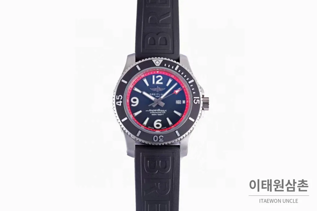 브라이틀링 슈퍼오션 스틸 블랙다이얼 다이버 오토매틱 42mm 블랙 러버 스트랩 블랙 베젤 (4)