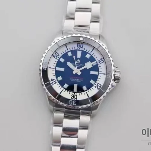 브라이틀링 슈퍼오션 스틸 블랙다이얼 다이버 오토매틱 44mm 스틸 브레이슬릿 화이트 베젤