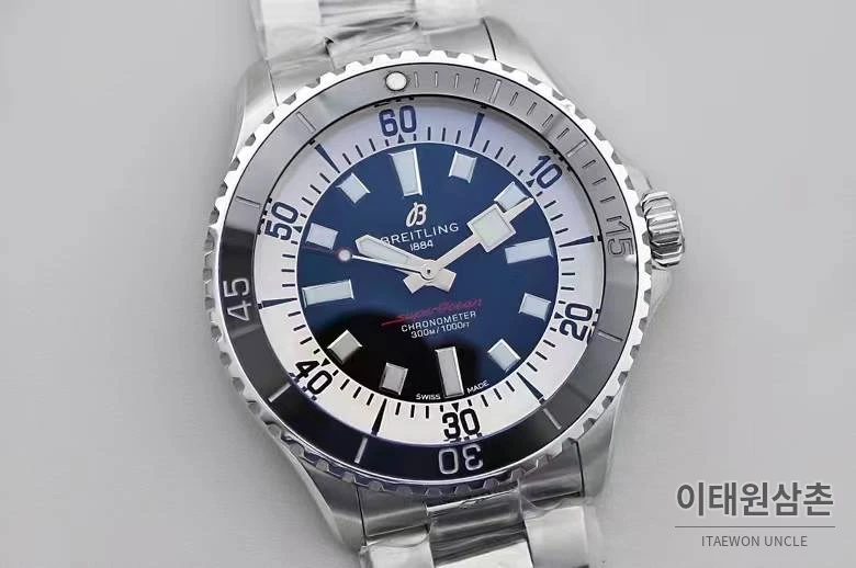 브라이틀링 슈퍼오션 스틸 블랙다이얼 다이버 오토매틱 44mm 스틸 브레이슬릿 실버 베젤 (2)