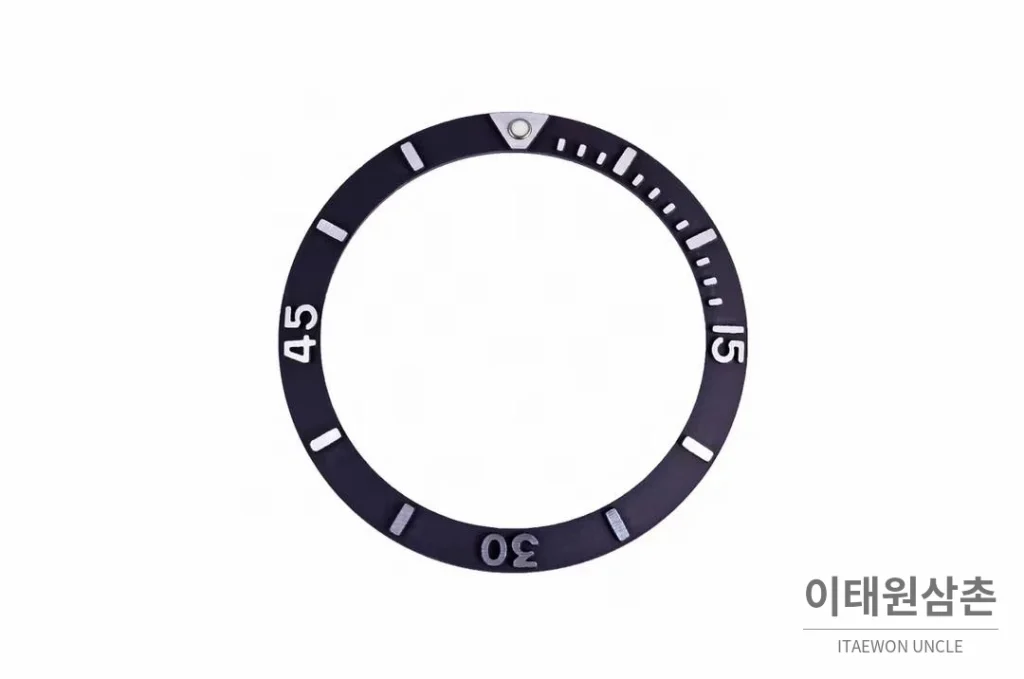 브라이틀링 슈퍼오션 스틸 블랙다이얼 다이버 오토매틱 42mm 블랙 러버 스트랩 블랙 베젤 (5)