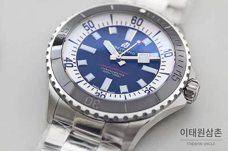 브라이틀링 슈퍼오션 스틸 블랙다이얼 다이버 오토매틱 44mm 스틸 브레이슬릿 실버 베젤 (2)