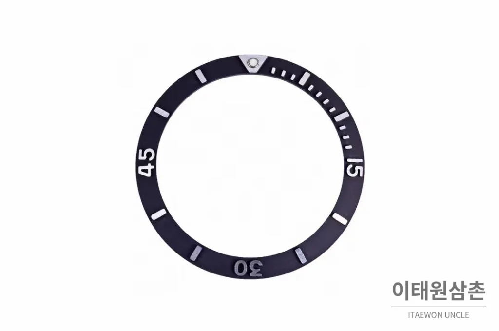 브라이틀링 슈퍼오션 스틸 블랙다이얼 다이버 오토매틱 42mm 블랙 러버 스트랩 블랙 베젤 (2)