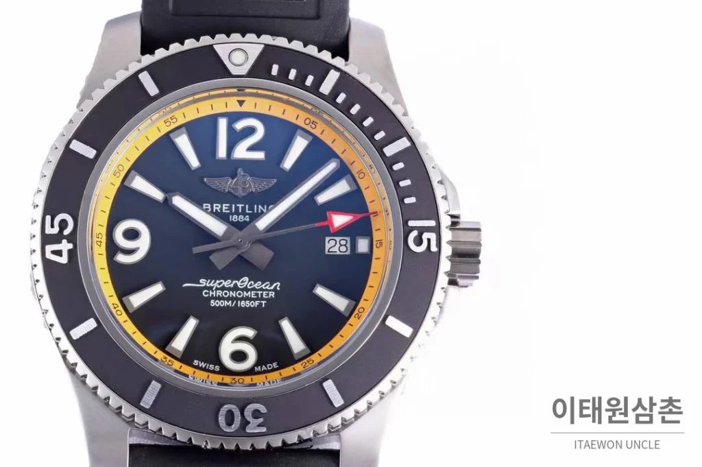 브라이틀링 슈퍼오션 스틸 블랙다이얼 다이버 오토매틱 42mm 블랙 러버 스트랩 블랙 베젤 (5)