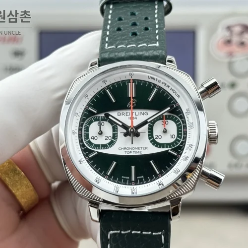 브라이틀링 탑타임 B01 레이싱 가면라이더 리미티드 크로노그래프 오토매틱 38mm 그린 다이얼 그린 가죽 스트랩
