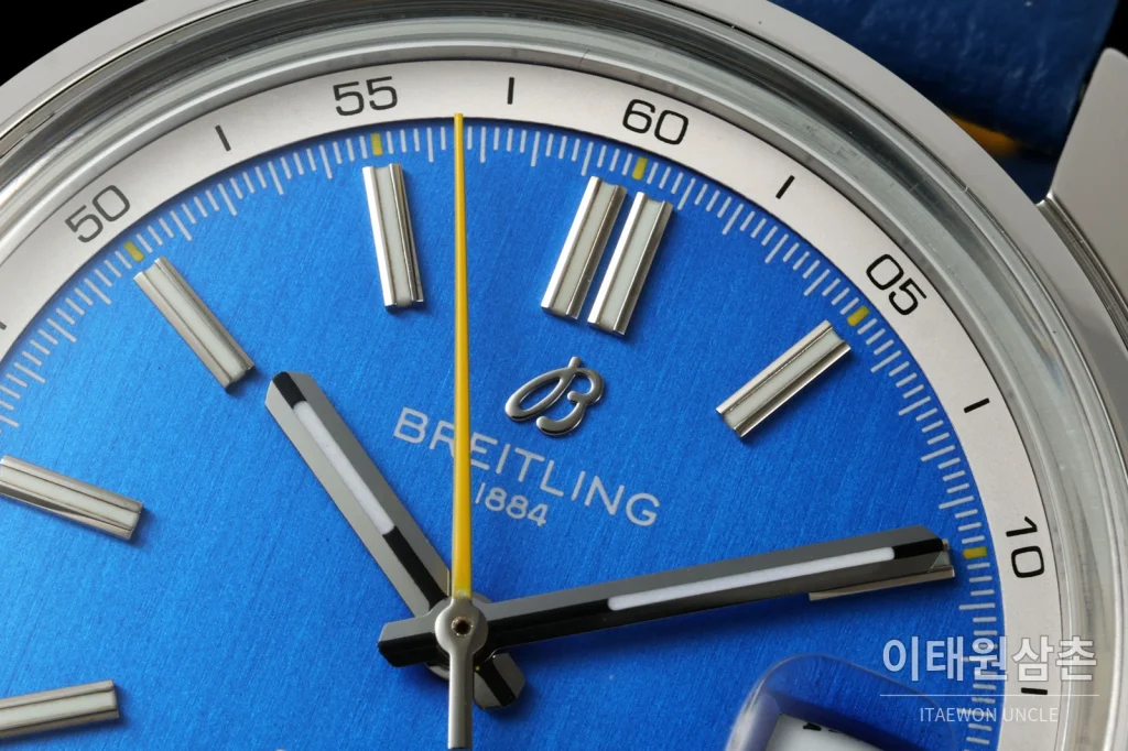 브라이틀링 탑타임 B31 브러시드케이스 레더스트랩 오토매틱 38mm 블루 다이얼 (3)