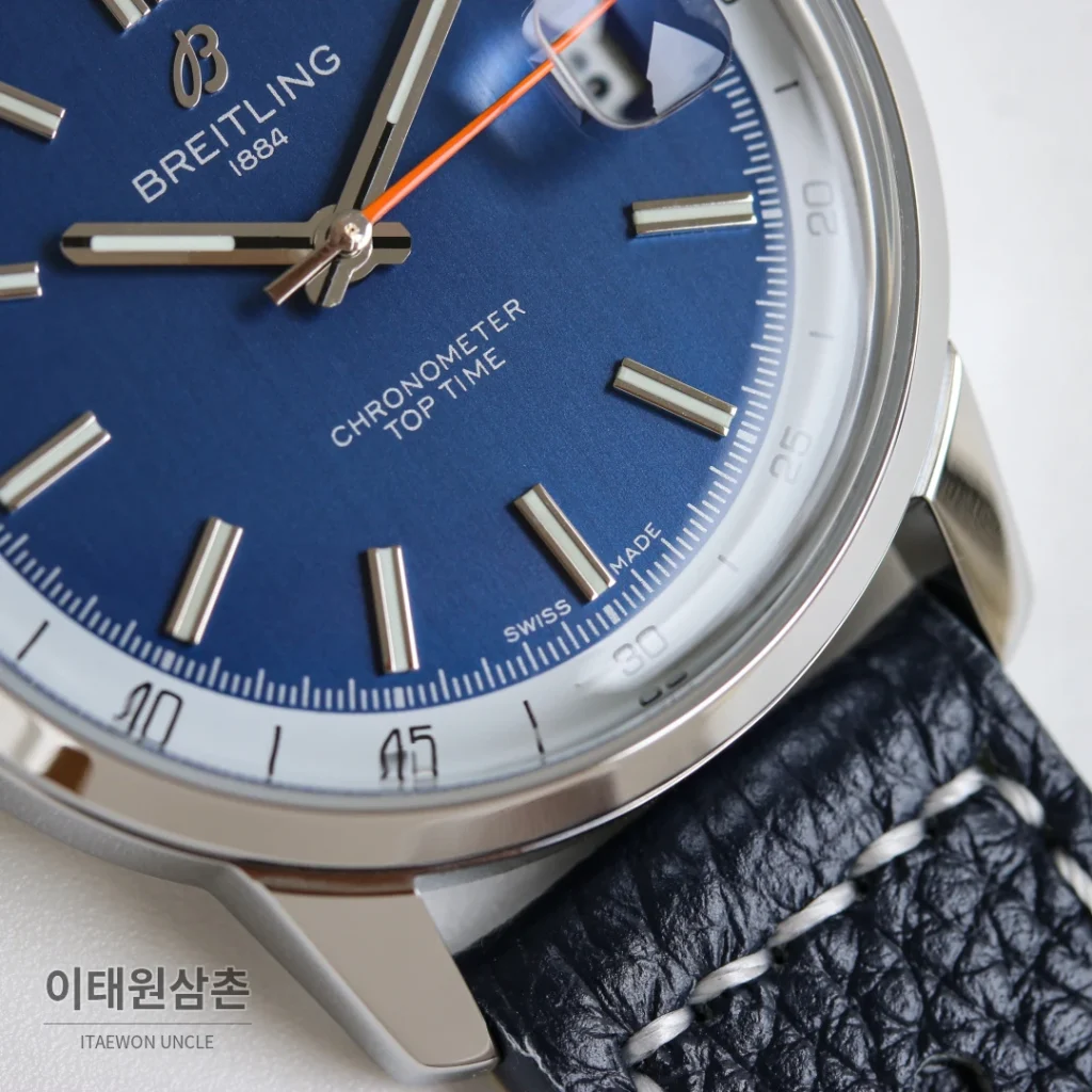 브라이틀링 탑타임 B31 실버다이얼 레더브레이슬릿 오토매틱 38mm (2)