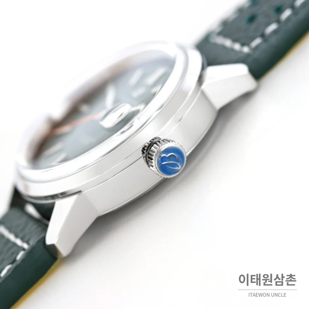 브라이틀링 탑타임 B31 실버다이얼 레더브레이슬릿 오토매틱 38mm