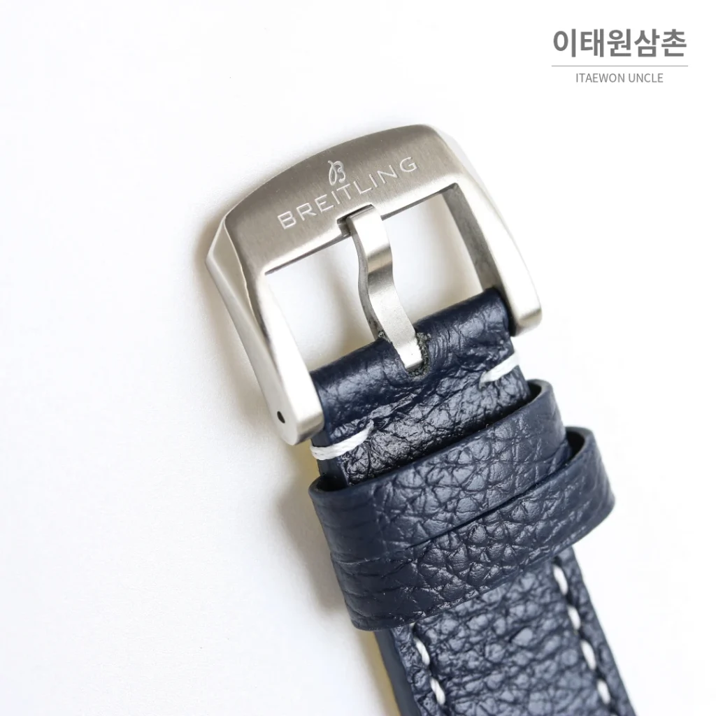 브라이틀링 탑타임 B31 실버다이얼 레더브레이슬릿 오토매틱 38mm (2)