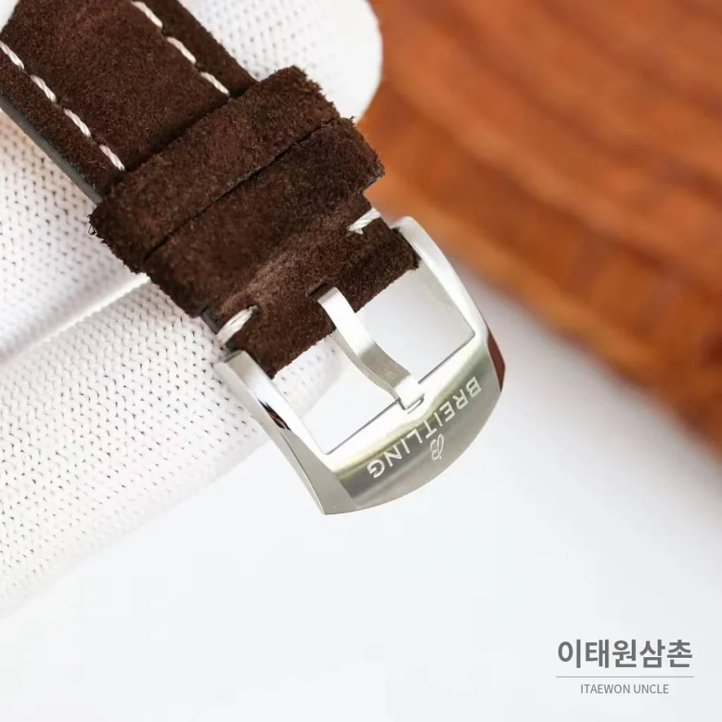 브라이틀링 탑타임 스틸 조로다이얼 크로노그래프 오토매틱 41mm 브라운 가죽 스트랩