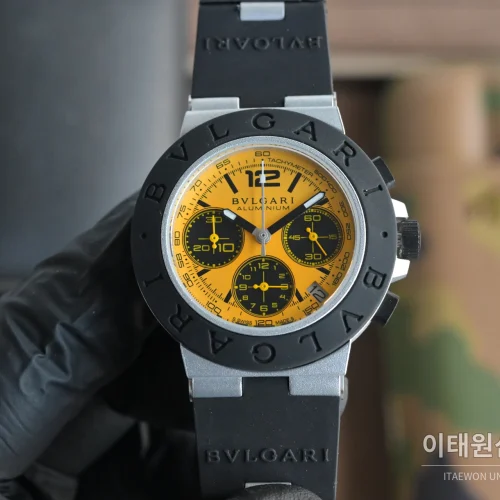 불가리 알루미늄 크로노그래프 오토매틱 40mm 옐로우 다이얼