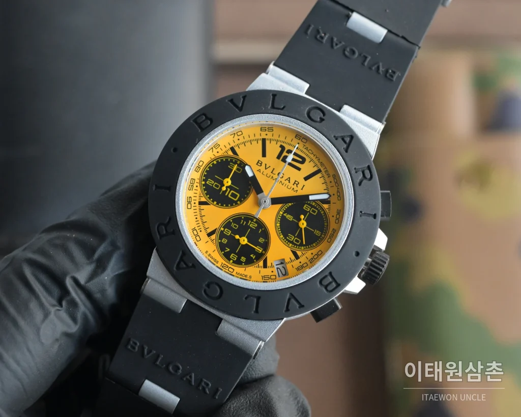 불가리 알루미늄 크로노그래프 오토매틱 40mm 옐로우 다이얼