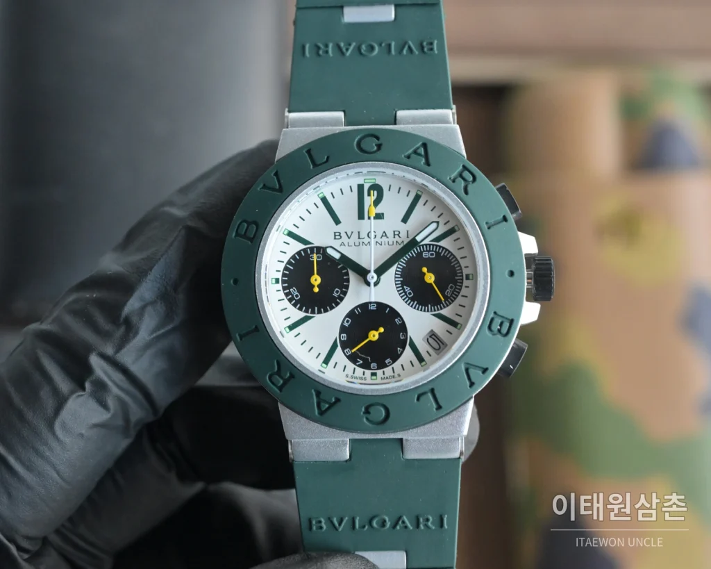 불가리 알루미늄 크로노그래프 오토매틱 40mm