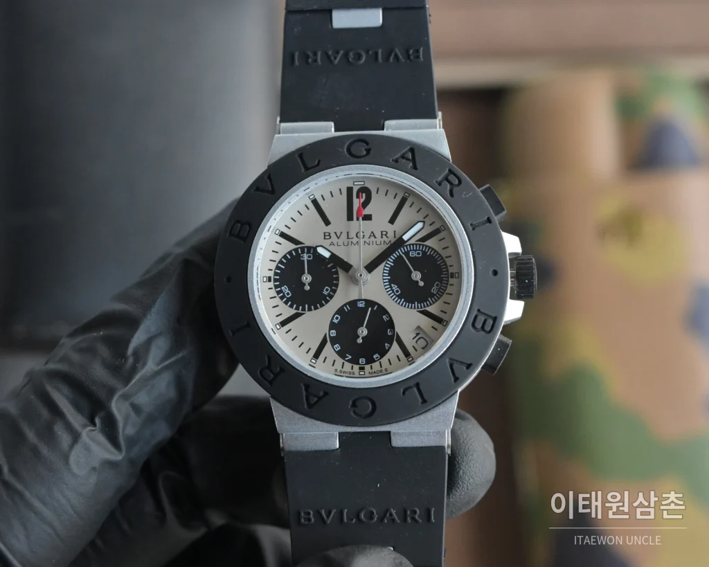 불가리 알루미늄 크로노그래프 오토매틱 40mm
