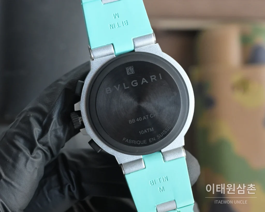 불가리 알루미늄 크로노그래프 오토매틱 40mm 아이스블루 다이얼