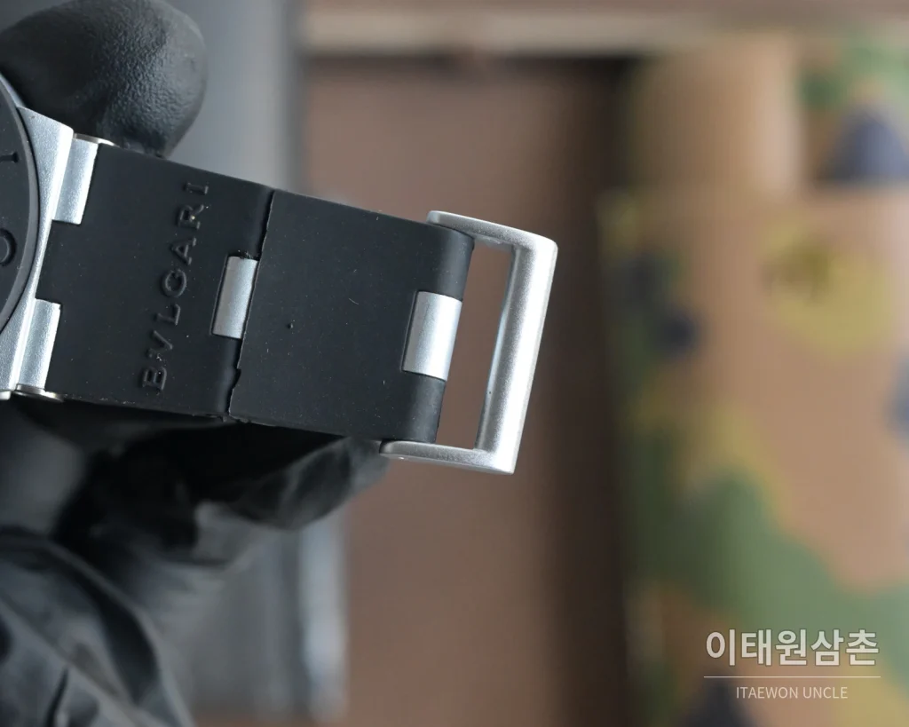 불가리 알루미늄 크로노그래프 오토매틱 40mm 옐로우 다이얼