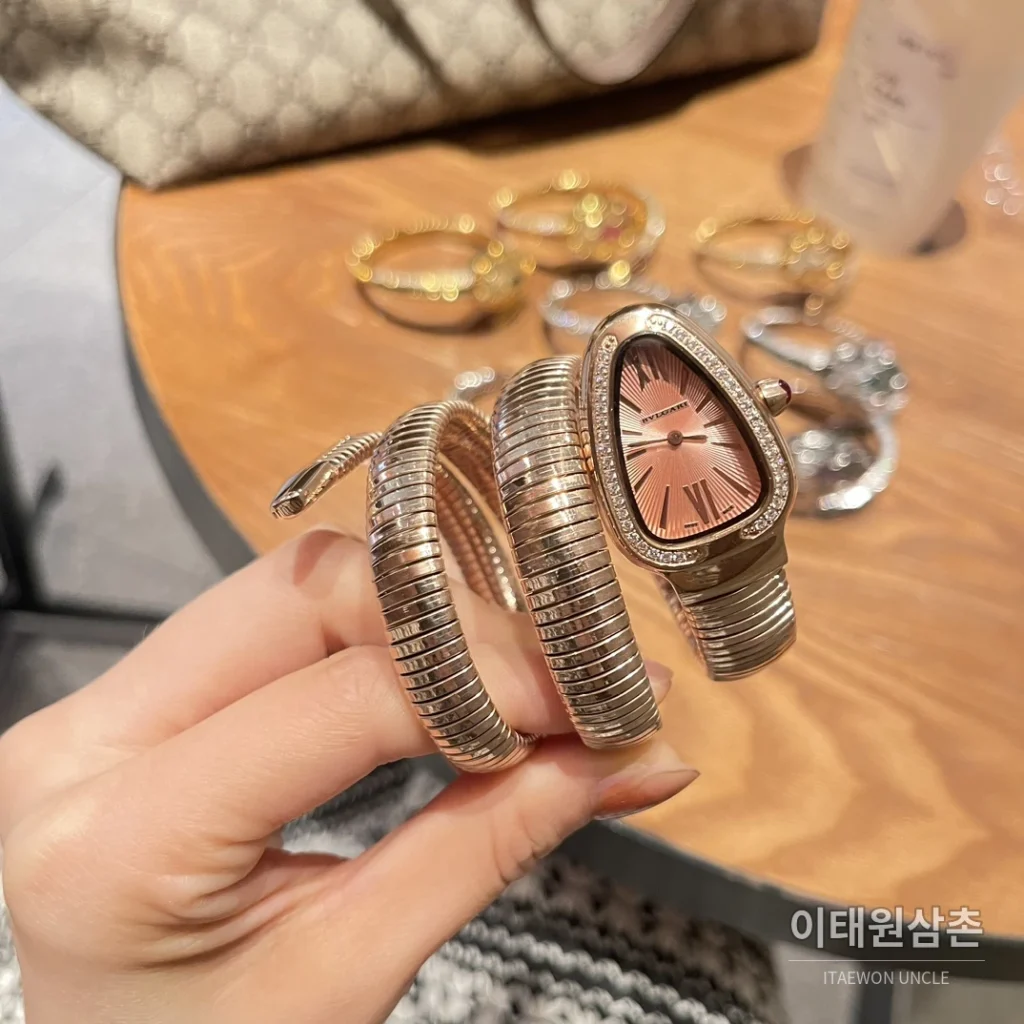 불가리 세르펜티 미스테리오시 오토매틱 로즈골드 다이얼