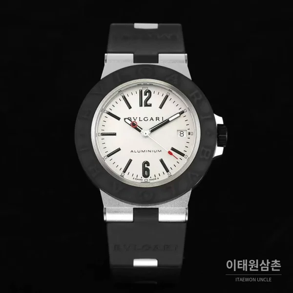 불가리 알루미늄 스틸 러버베젤 데이트 오토매틱 40mm 블랙 불가리 알루미늄 스틸 러버베젤 데이트 오토매틱 40mm 블랙