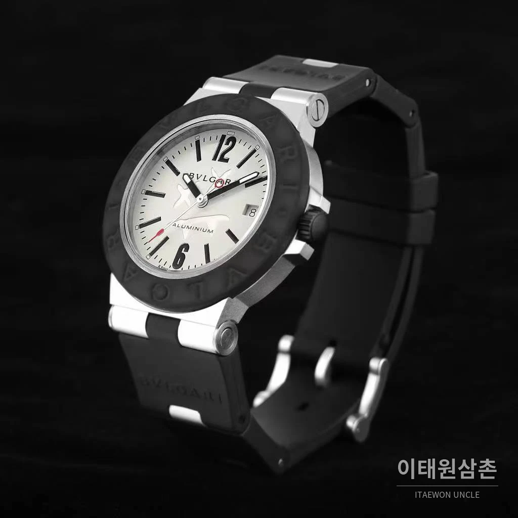 불가리 알루미늄 스틸 러버베젤 데이트 오토매틱 40mm 블랙 (3)